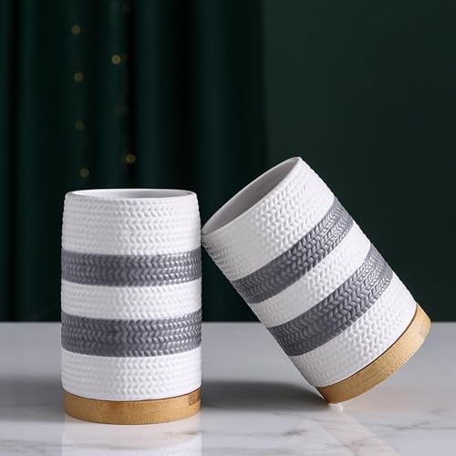 Juego de accesorios de baño de 5 piezas con dosificador de jabón y vasos para cepillos 8