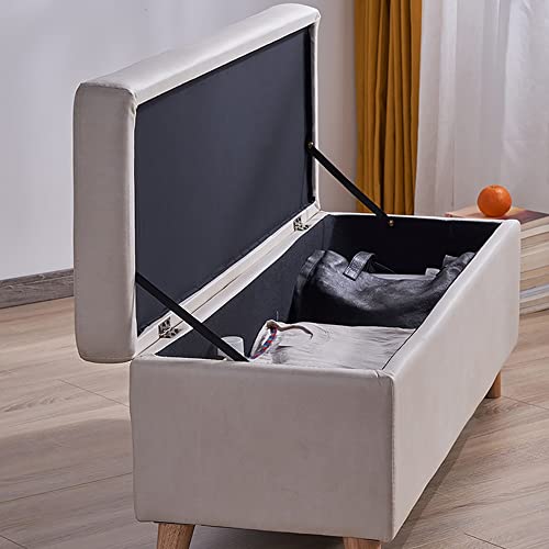 Tabouret de rangement étanche pour optimiser les petits espaces défilés
