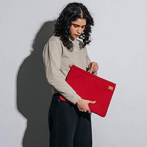 Image of DailyObjects Solid Skipper Sleeve | Stylish Durable Poly Cotton Canvas Material for Laptops & iPads | Zip Closure & Soft Cotton Inner Lining with Printed Slip Pockets