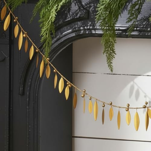 Moxweyeni Rustic Iron Metal Holly Garland 5ft Antique Metal Leaves and Berries Decor Retro Brass Finish Christmas Holiday Decor for Vintage Country Farmhouse Home Decoration