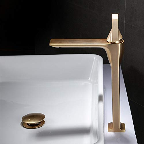 Robinet de lavabo or brossé mitigeur de salle de bain vintage sur pont eau chaude