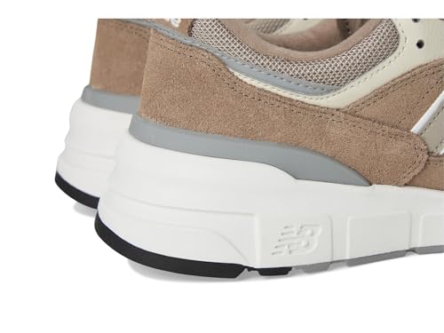 Image of New Balance Men's 997H Sneaker