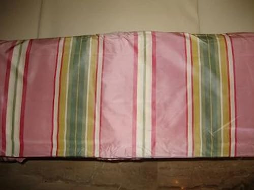 Taffetas en soie rayée multicolore pour structurer des volumes en couture