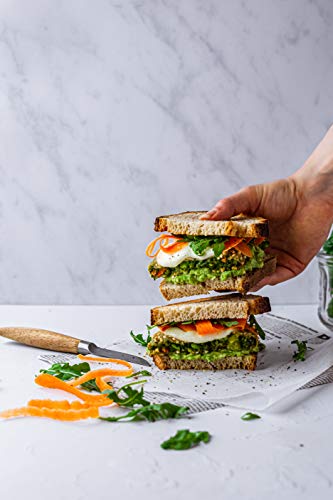 STRONG ROOTS The Kale & Quinoa Burger, 300g (Frozen)