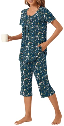 Image of Womens Summer Pajama Sets 2 Piece Short Sleeve Top and Capri Pants Plus Size Ladies Lounge Pjs Sets with Pockets