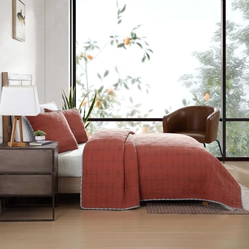 Image of Eddie Bauer - Full /Queen Quilt Set, Soft Reversible Bedding with Matching Shams, Fishing Inspired Home Decor (Troutdale Orange, Full /Queen)