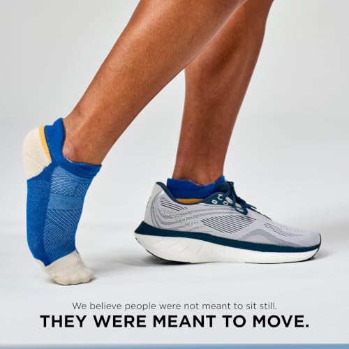 Image of Feetures Elite Max Cushion No Show Tab - Running Socks for Men & Women, Athletic Compression Socks, Moisture Wicking