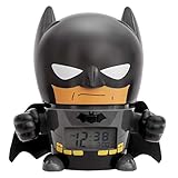 Weck- und Schlummerfunktion. Kopf und Display mit Hintergrundbeleuchtung. Charaktere Stimmen und Geräusche.