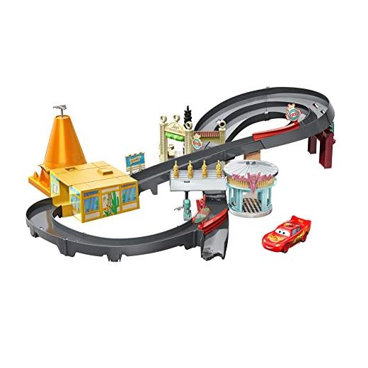 Disney Cars Pista de coches Radiator Springs, juguetes niños 4 años (Mattel GGL47)