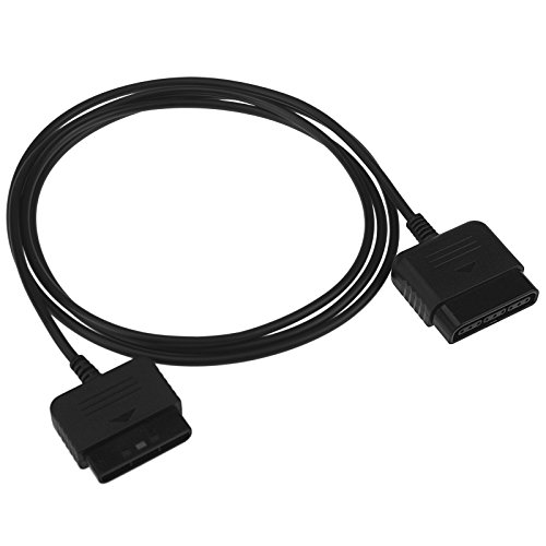Questa prolunga del controller per PS2 / PSX ti consente di giocare mentre sei seduto a una maggiore distanza dallo schermo