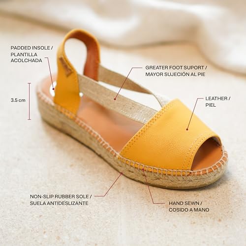 Image of Toni Pons - ETNA - Flat leather sandal with elastics