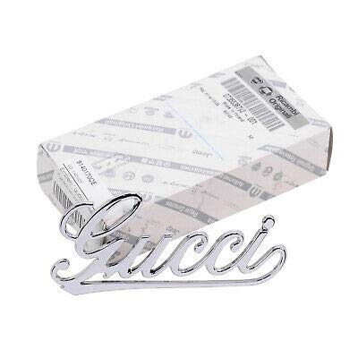 735538792 - Scritta Gucci per la parte