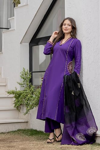 Image of MEERA FAB Women Floral Printed Pure Cotton Straight V-Neck Kurta with Palazzos & Dupatta