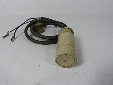 OMRON E2K-C25MY1-US 0.2/1.2 AMP, 100/240 VAC, CAPACITIVE, E2K Series, MOUNTING Style: Bracket, Proximity Switch, Sensing Distance: 3 MM to 25 MM
