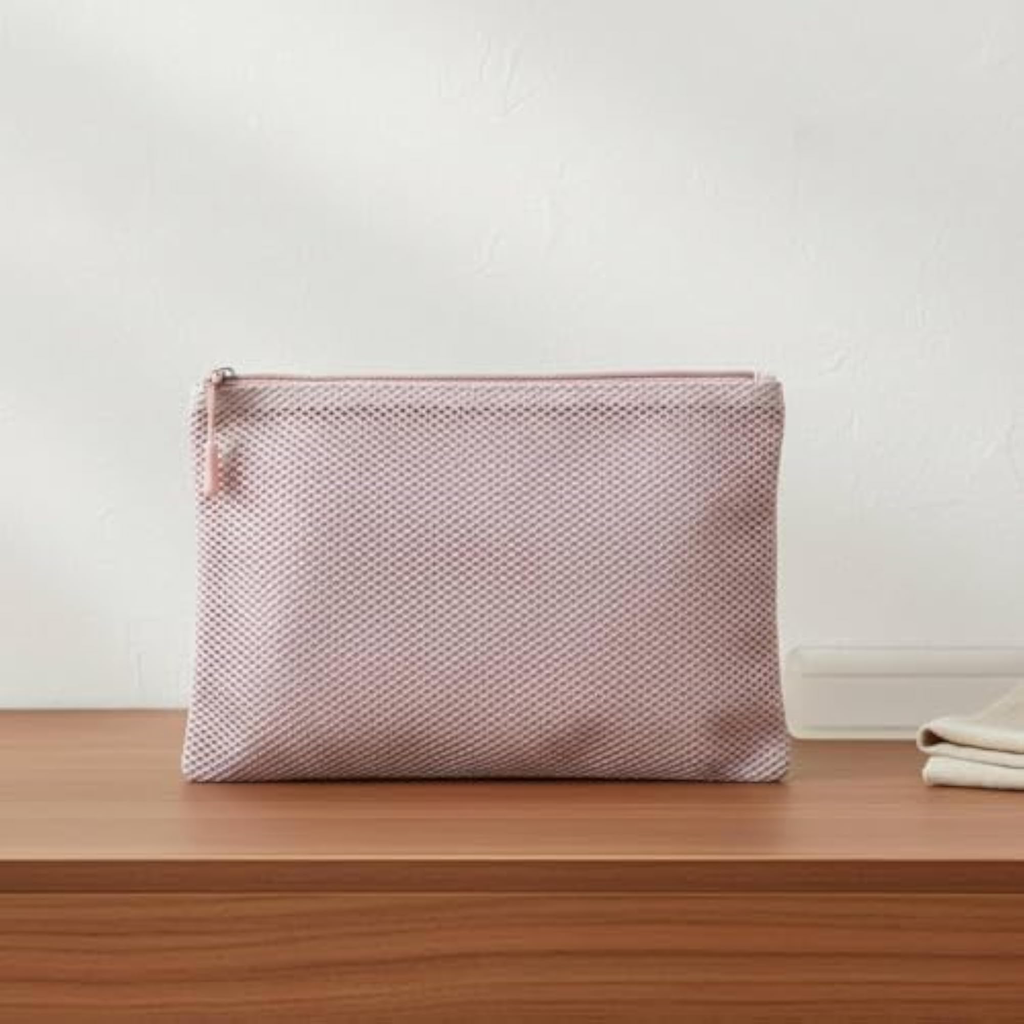 See-Through Makeup Bag, Versatile Mesh Fastener Pouch