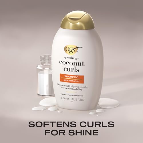 OGX Quenching + Coconut Curls Shampoo, feuchtigkeitsspendendes Locken Shampoo mit Kokosöl, Zitronenöl & Honig, Haarpflege Shampoo ohne Sulfate, Haarshampoo für glänzende, definierte Locken (385 ml) – Bild 4