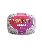 Vous pouvez choisir parmi une variété de 63 couleurs. Avec ce nuancier, vous pouvez utiliser votre créativité et créer des animaux de compagnie, des poupées, des couvertures pour bébé, des vêtements et des accessoires amusants.