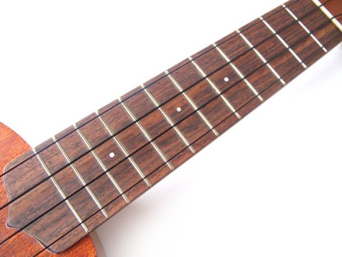 Amazon.co.jp: Famous/FS-6 フェイマス ソプラノウクレレ11点セット