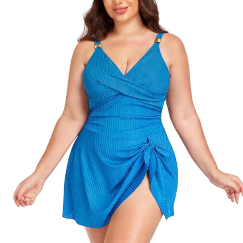 Trajes de baño de talla grande moldeadores que estilizan la figura en la playa