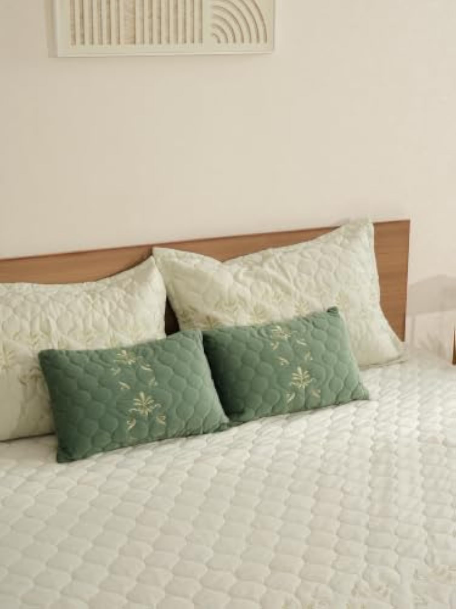 Embroidered King Size Double Bedspread with Pillow & Cushion Covers