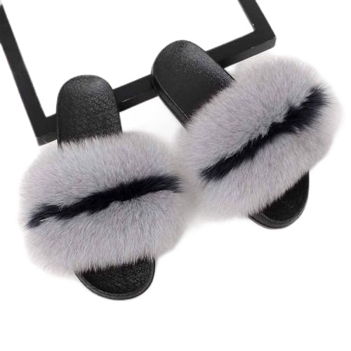Pantoufles moelleuses pour femmes idéales pour cocooner à la maison en hiver