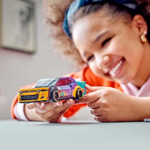 Speed Champions NASCAR Next Gen Chevrolet Camaro ZL1, Modellino di Auto da Costruire, Macchina Giocattolo da Collezione con Minifigure del Pilota, Giochi per Bambini e Bambine da 9 Anni 76935 - Lego - Immagine 9