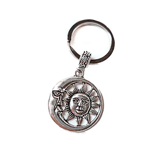 SaiDian 1 Pcs Retro Rudder Keychain Charms Sun Moon Keychain Key Chains Ring for Women Men Car Keys Gift for Boyfriend Girlfriend