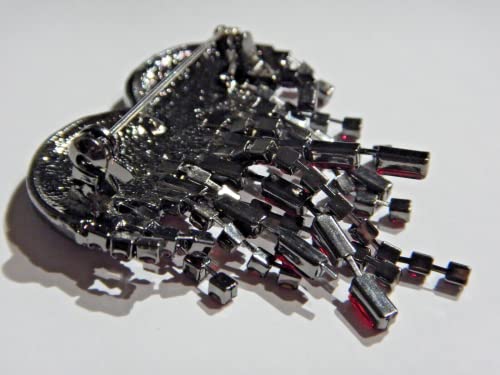 Image of RED BLEEDING HEART CRYSTAL LAVALIER BROOCH bloody tassel drop dark gothic Valentine's Day pin