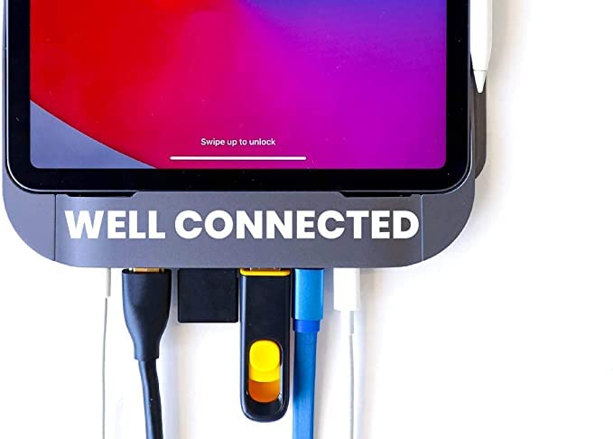 Fledging Hubble 7-in-1 USB-C Hub and Case For 10.9" iPad Air 2020/11" iPad Pro 2018-2020 - Space Grey - Image 3