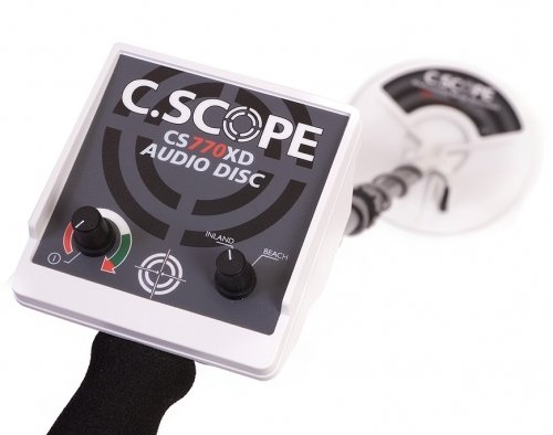 Il cs770 x D utilizza una tecnologia non-dynamique particolarmente apprezzata dei prospecteurs experimentés perché permette una meticolosa rilevamento e precisa. Principio di rilevamento: statiquediamètre del disco: 20 cmdisque impermeabile all' immersiontype di disco isocon: ha 3 bobine concentriquesreglage di altezza di tigecanne-poignéerepose-detecteurrainure di mantenimento del cableprise casquehp internepilotage del capo del
