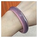 Das Tragen von Jade Jade hat einen großen Vorteil für den menschlichen Körper, es kann vernünftigerweise einen beruhigenden Effekt haben, und es kann auch das menschliche Blutkreislaufsystem fördern und Menschenkrankheiten verbessern.