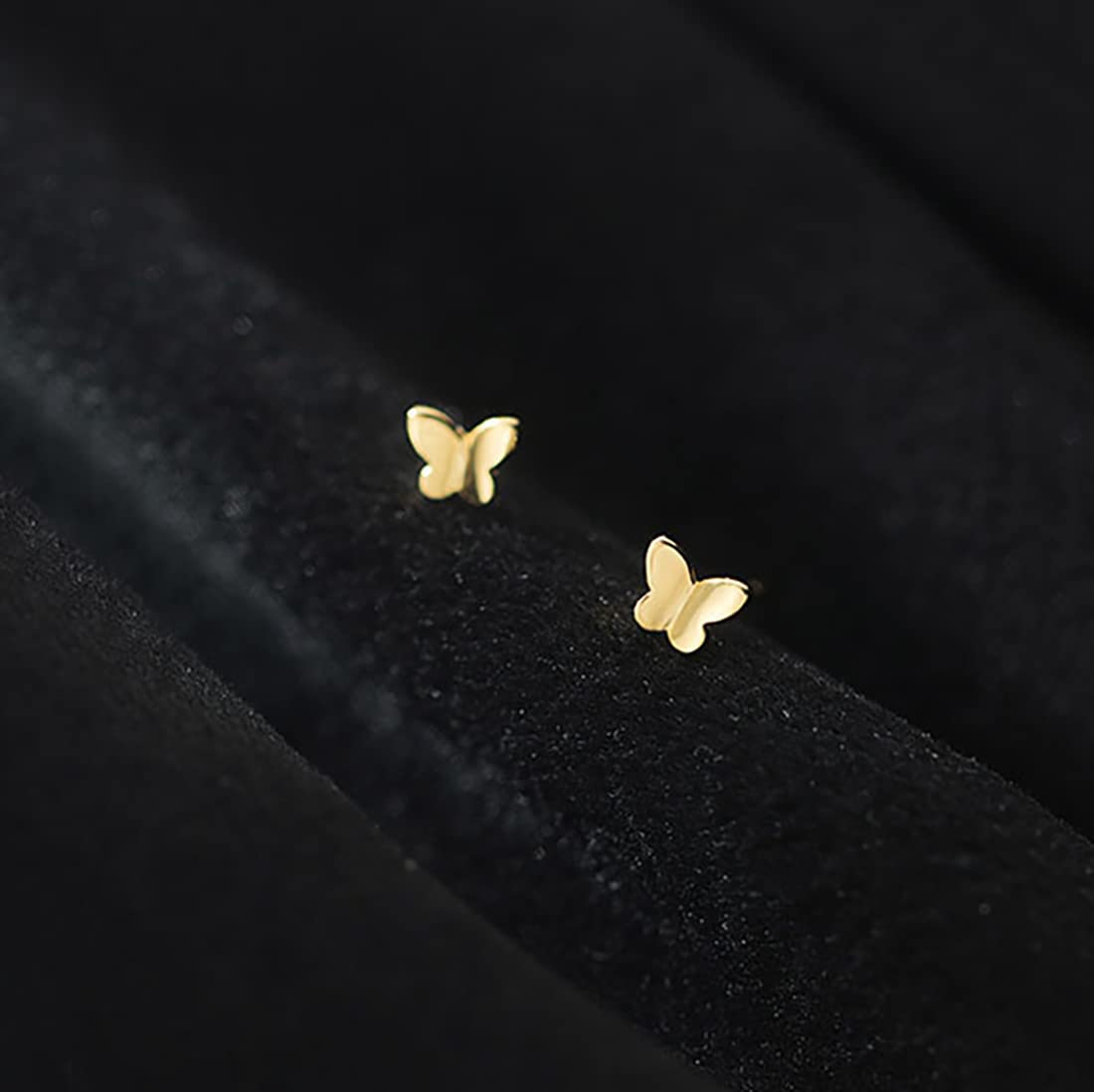 SLUYNZ 925 Plata de ley Pendientes de Mariposa Diminuta para Mujeres Cielo Giles Pequeños Pendientes de Tachuelas