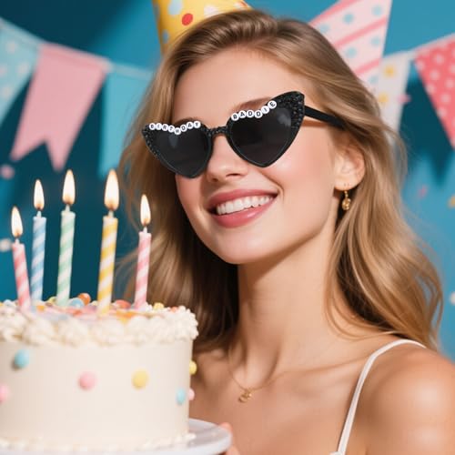 Jaciya Heart-Shaped Sunglasses for Women Birthday Baddie Glasses3