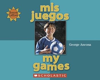 Paperback Mis Juegos / My Games (Somos Latinos / We Are Latinos) (Spanish and English Edition) [Spanish] Book