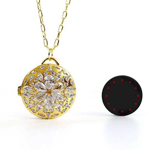 Misfit Flash with BaubleBar Helena Necklace