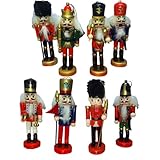 8 pezzi assortiti, ognuno con decorazioni uniche Materiale: legno verniciato e dettagli a rilievo Colori: assortiti (rosso, verde, blu, oro, nero – tema natalizio) Altezza: circa 12,5 cm Larghezza: circa 3,3 cm Stile: classico natalizio, vintage, artigianale Utilizzo: addobbo per albero, decorazione d’interni, collezione, regalo