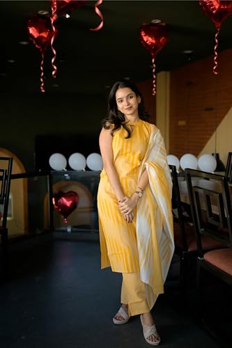 Image of ANNI DESIGNER Women Cotton Blend Kurta with Pant & Dupatta
