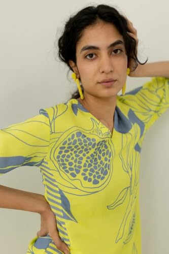 Image of LookMark Women's Floral Printed Cotton Blend 3 /4th Sleeve Knee Length V-Neck Kurta and Palazzo Set for Women AZ-LM-OG-KS2144-Parent