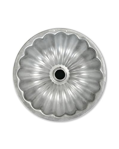 Image of USA Pan Global Bakeware Scalloped Tube Cake Pan