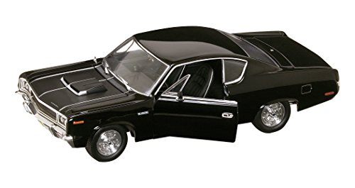 ROAD SIGNATURE 1970 AMC Rebel Vehicle (1:18 Scale), Black