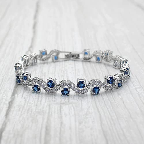 18K white gold bracelet paired with sapphire moissanite in a fashionable design style, showcasing your charm and temperament when wearing it as a birthday gift3