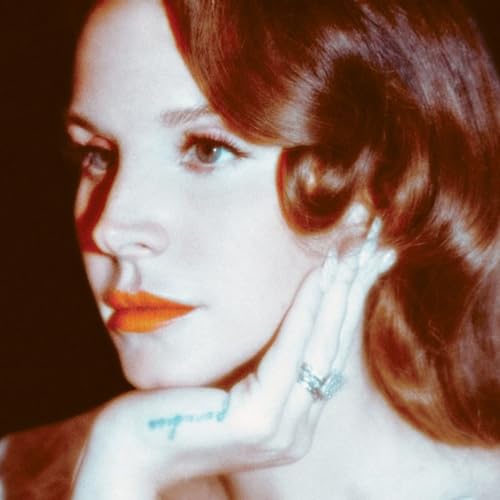 Lana Del Rey Taps Addison Rae, BANKS and London Grammar for U.K. Stadium Tour Podcast Por  arte de portada