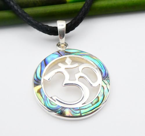 Pendentif en argent sterling motif OM et nacre d'ormeau véritable