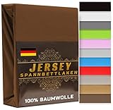 Super Baumwolle - Sie sind so weich wie 1500 Faden-Baumwolle aus Ägypten und haltbarer als Baumwolle mit der höchsten Fadenanzahl. Ihre ultrafeinen Garnen und der Stoff sind farbbeständig, wodurch eine kurze Wäsche in kaltem Wasser und ein schnelles Trocknen bei niedriger Hitze ausreicht, um diese Bettwäsche frisch und sauber zu halten. Sie werden auch nach Jahren des Gebrauchs nicht schwächer oder reißen, sondern behalten ihre Glätte und Faltenbeständigkeit, die sich mit der Zeit weiter verbessert.