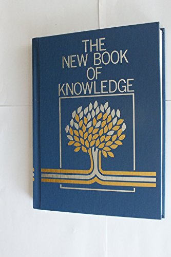 New book of knowledge annual 2000 0717206343 Book Cover