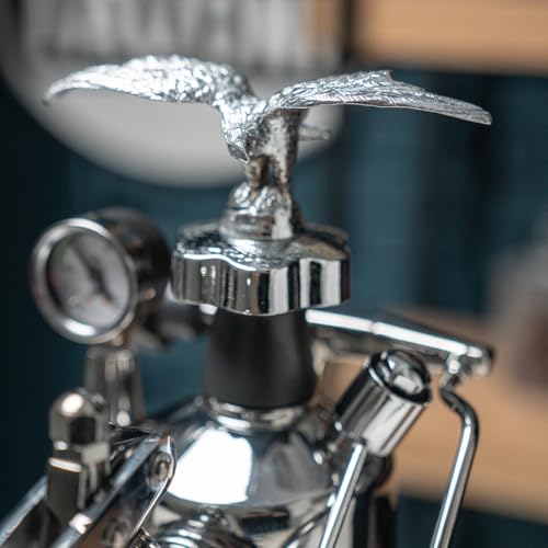 La Pavoni Milano, LPLMLN01EU Hebel-Espresso-Kaffeemaschine, Boilerheizung mit Manometer, 1,6-l-Wassertank, 2 52-mm-Filterhalter und 1/2-Tassen-/Wettkampffilter, 950 W, Verchromtes Messing – Bild 6