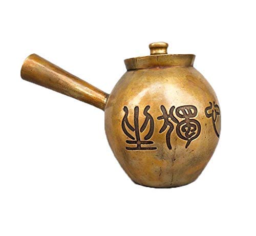Pot en cuivre d'autrefois souvenirs d'apothicaire et de collection