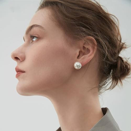 3 Pairs Stud Earrings Set For Women Gold Pearl Earrings Studs Set Hypoallergenic Cubic Zirconia Earrings2