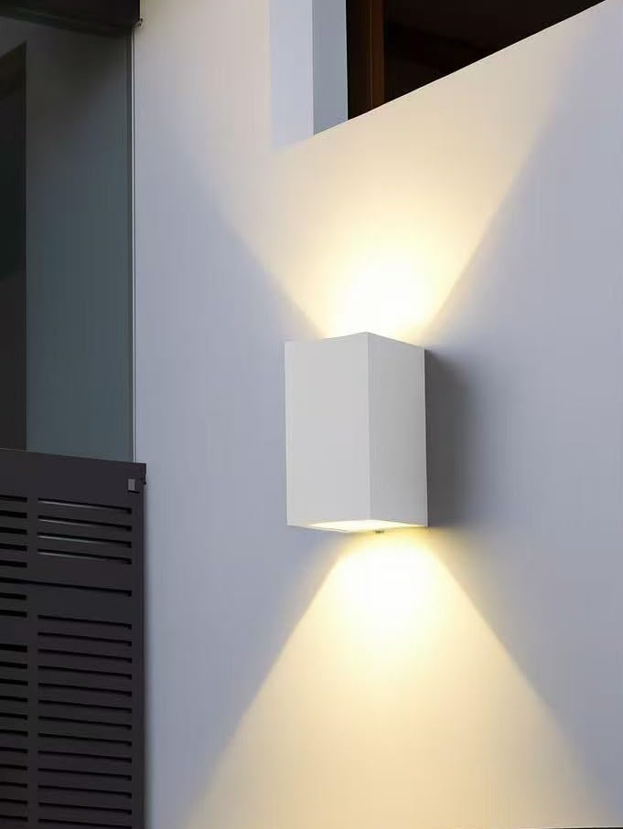TEKHOME Applique da Esterno 2xGU10 IP65 – Lampada da Parete Impermeabile in Alluminio Verniciato, Luce su e giù, Design Moderno, Senza Lampadina ES55 (BIANCO)