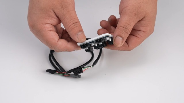 Splitter USB A 9 Pin Maschio Da 1 A 4 Femmina Estensione Usb 20 Scheda Madre
